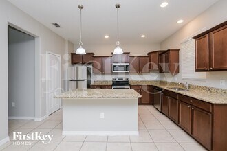 10522 White Peacock Pl in Riverview, FL - Foto de edificio - Building Photo