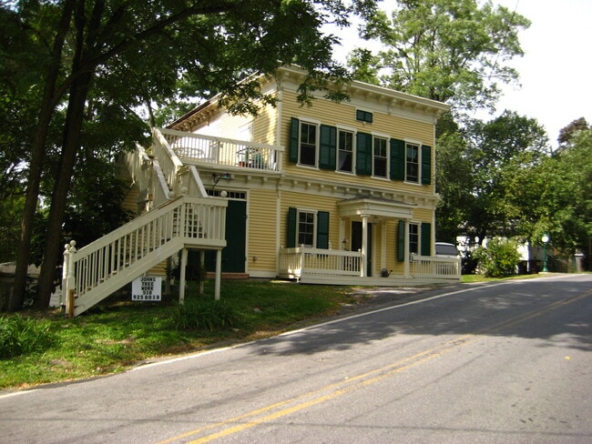 806 Gahbauer Rd, Unit 2