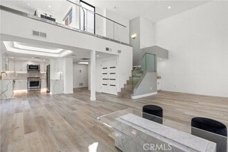 4235 Mary Ellen Ave in Los Angeles, CA - Building Photo - Building Photo