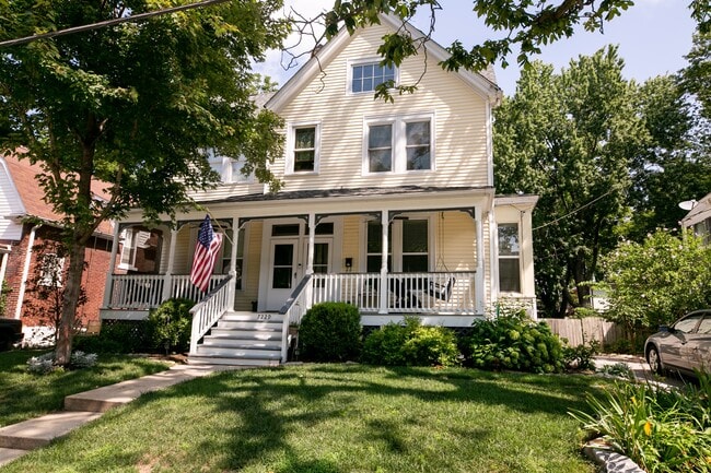 7229 Moller Ave, Unit 7229 Moller Ave.