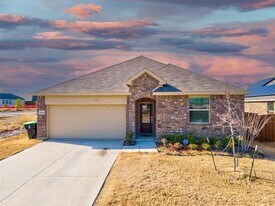 3209 Elk Camp Rd in Krugerville, TX - Building Photo