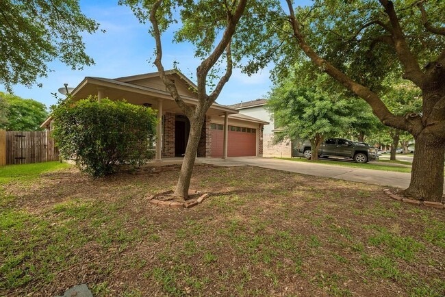 property at 1416 Fort LLoyd Pl