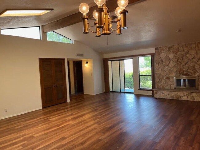 6329 Annapolis Dr NE in Albuquerque, NM - Building Photo - Building Photo