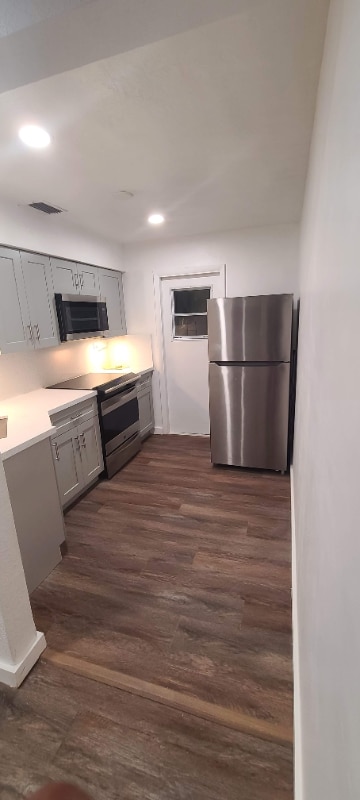 2911 NW 11th St in Fort Lauderdale, FL - Building Photo - Building Photo