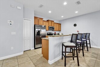 3069 Beach Palm Ave in Kissimmee, FL - Building Photo - Building Photo