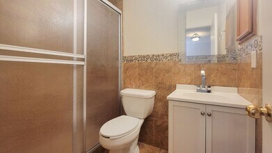 10449 Valle Suave Dr in Socorro, TX - Building Photo - Building Photo