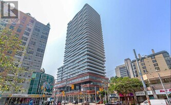 280 Dundas St W in Toronto, ON - Building Photo