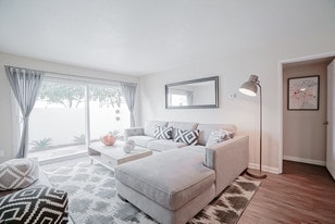 University Riverside Gardens