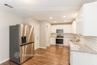 811 Clover Park Dr in Arlington, TX - Building Photo - Building Photo