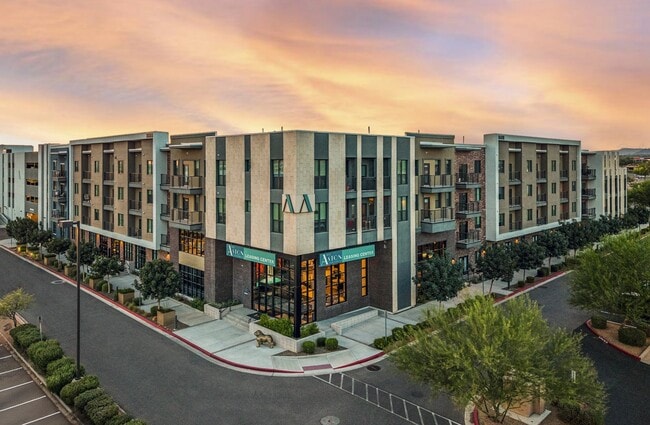The Aston North Scottsdale in Scottsdale, AZ - Foto de edificio - Building Photo