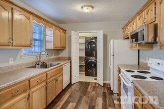 1150 E 17th Ave in Springfield, TN - Building Photo - Building Photo