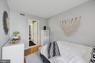 1631 South St in Philadelphia, PA - Building Photo - Building Photo
