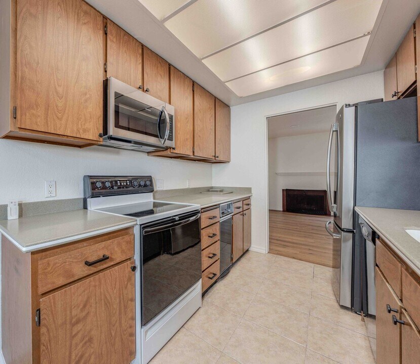 6850 Citriadora Ct in Garden Grove, CA - Building Photo