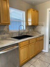 2901 Garden Terrace NE in Palm Bay, FL - Foto de edificio - Building Photo