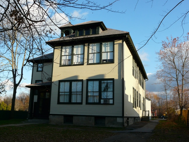 71 Broadway in Tivoli, NY - Foto de edificio - Building Photo