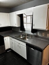 111 E 1st St in Jacksonville, FL - Building Photo - Building Photo