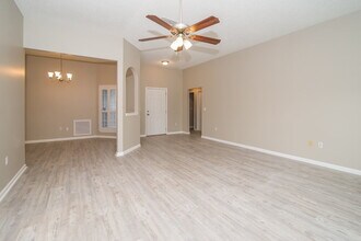 3827 Star Leaf Road in Jacksonville, FL - Building Photo - Building Photo