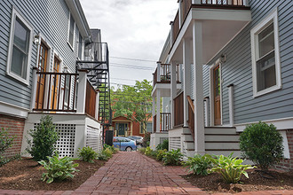 117 Pleasant Street in Cambridge, MA - Building Photo - Floor Plan