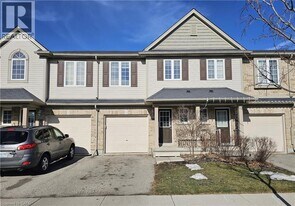 508 Beaumont Cres in Kitchener, ON - Building Photo