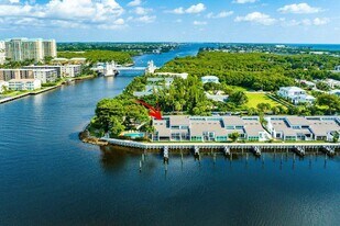 6110 N Ocean Blvd in Ocean Ridge, FL - Building Photo