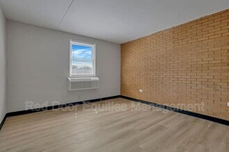 425 Mt Vernon Rd in Newark, OH - Building Photo - Building Photo