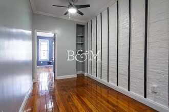 313 Stockholm St in Brooklyn, NY - Building Photo - Interior Photo