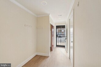 411 W Shunk St in Philadelphia, PA - Building Photo - Building Photo