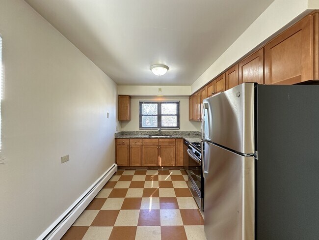 1644 W Sherwin Ave in Chicago, IL - Foto de edificio - Building Photo