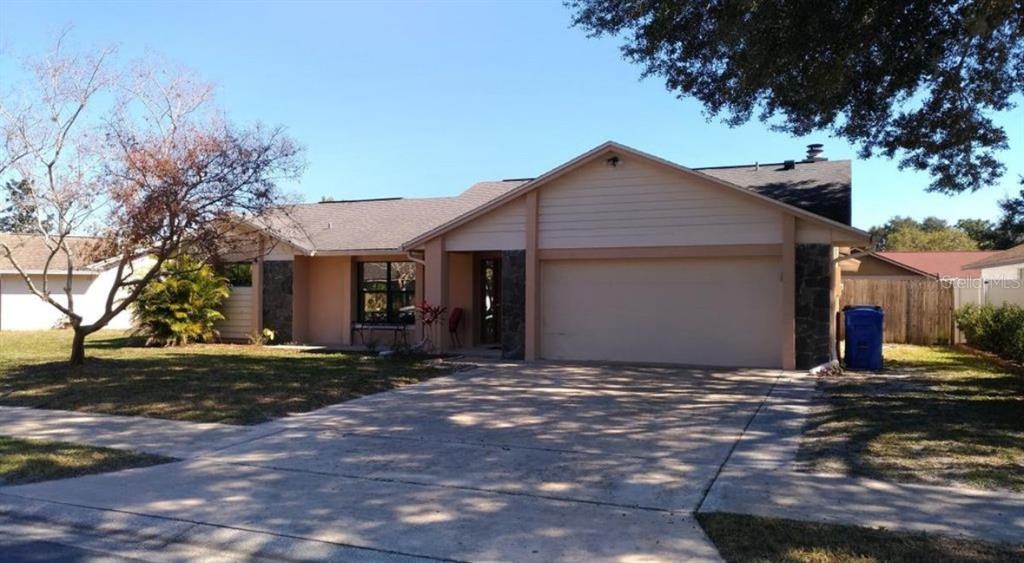 1006 Gammage Point in Oviedo, FL - Building Photo