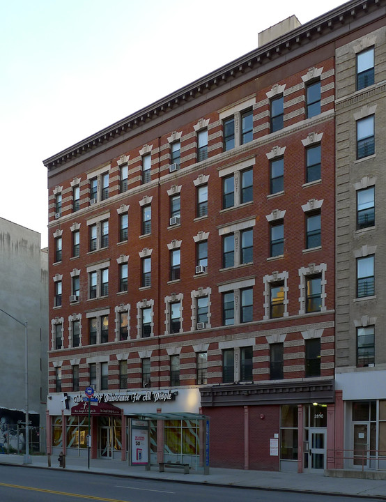 Tabernacle of Deliverance Apt in New York, NY - Foto de edificio