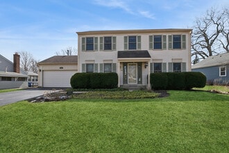 5573 Barnwood Dr in Gurnee, IL - Building Photo - Building Photo
