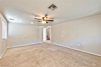 10336 Faustine Ave in Las Vegas, NV - Building Photo - Building Photo