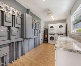 532 4th Ave S in Naples, FL - Building Photo - Building Photo