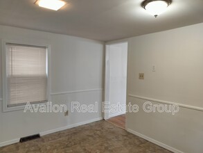 980 Lamberton St in Trenton, NJ - Building Photo - Building Photo