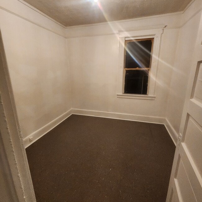 13 Brinkerhoff Pl, Unit 2 in Passaic, NJ - Building Photo - Building Photo