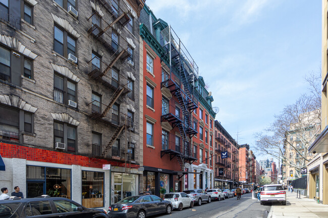 201 Mulberry St in New York, NY - Building Photo - Building Photo