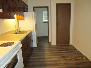 516 Parker St-Unit -516 Parker St, #B in Panama City, FL - Building Photo - Building Photo