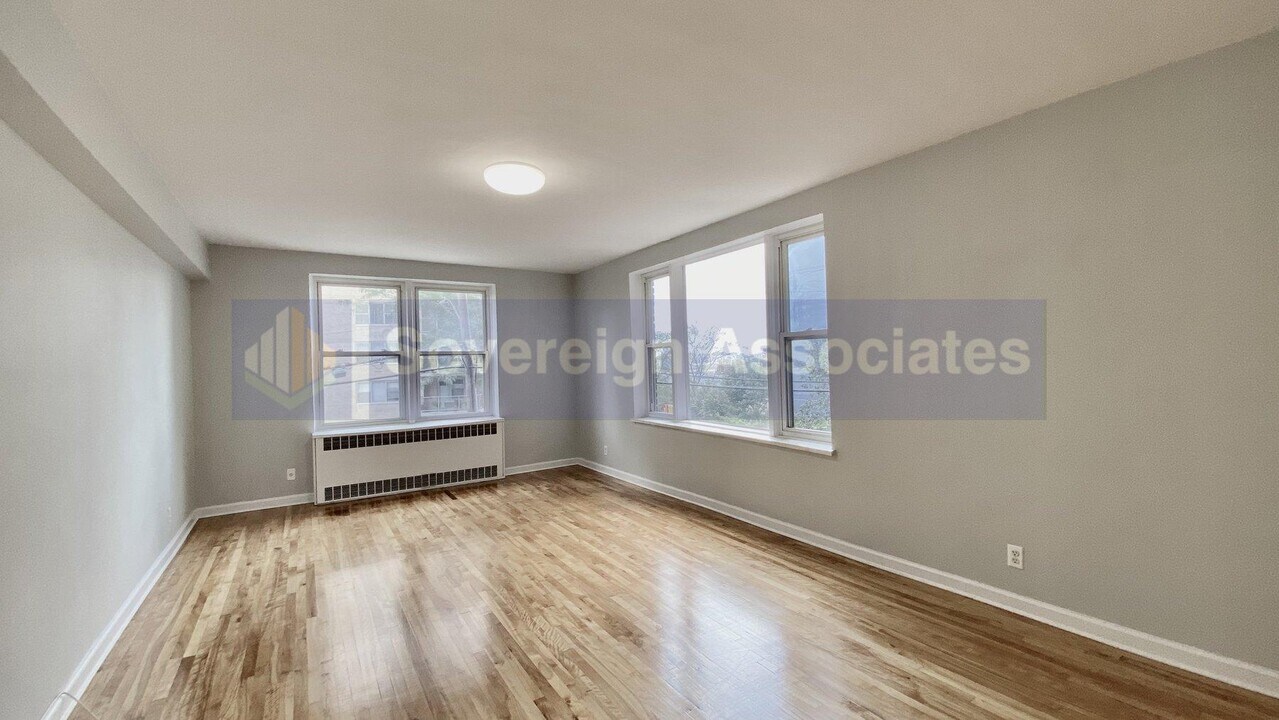 500 Kappock St in Bronx, NY - Building Photo
