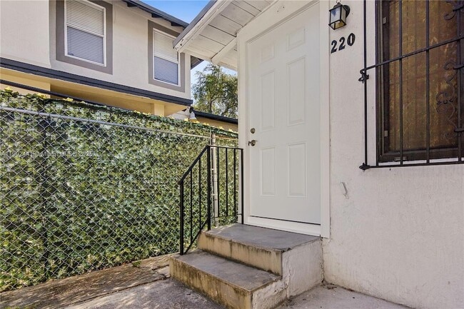 property at 218 SW 6th Ave