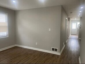 2351 S St SE, Unit B in Washington, DC - Building Photo - Building Photo