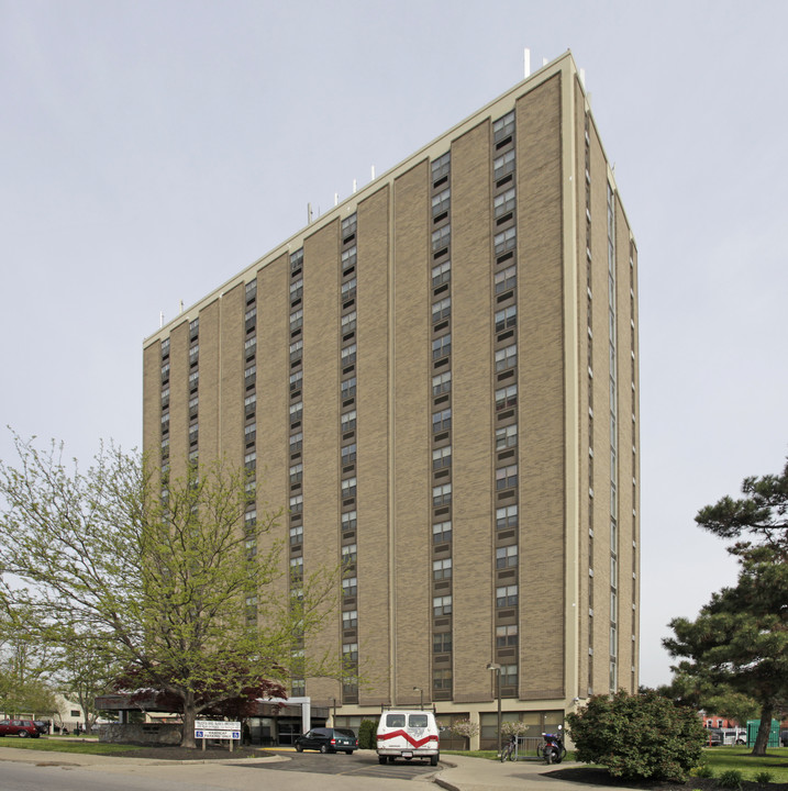 The Golden Tower in Covington, KY - Building Photo