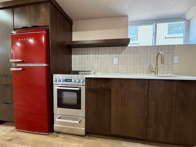 1386 S 1100 E in Salt Lake City, UT - Building Photo - Building Photo