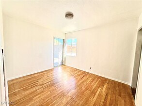 1425 Bracken Ave in Las Vegas, NV - Building Photo - Building Photo