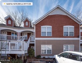 3100 Beargrass Run Ct, Unit 110 in Louisville, KY - Building Photo