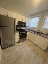 3706 Gelston Dr in Baltimore, MD - Foto de edificio - Building Photo