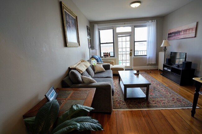 3 Carol Ave