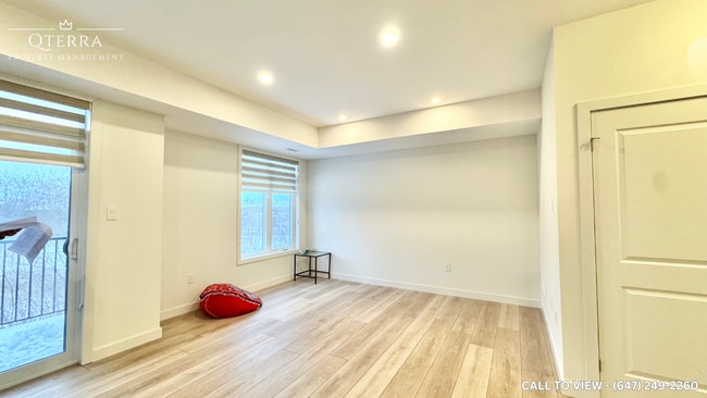 405 Myers Rd in Cambridge, ON - Building Photo - Building Photo