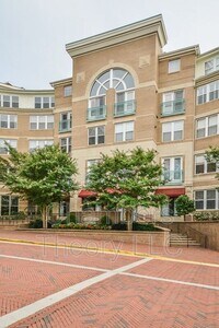 12001 Market St photo'