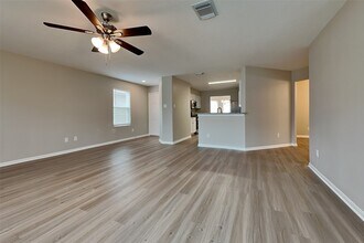 16805 Northern Flicker Trail in Conroe, TX - Building Photo - Building Photo