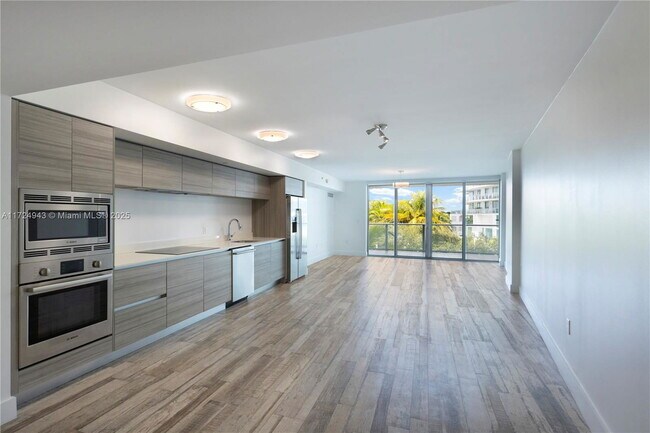 property at 6620 Indian Creek Dr